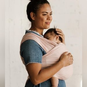 Solly Baby Wrap - Blush Swiss Dot